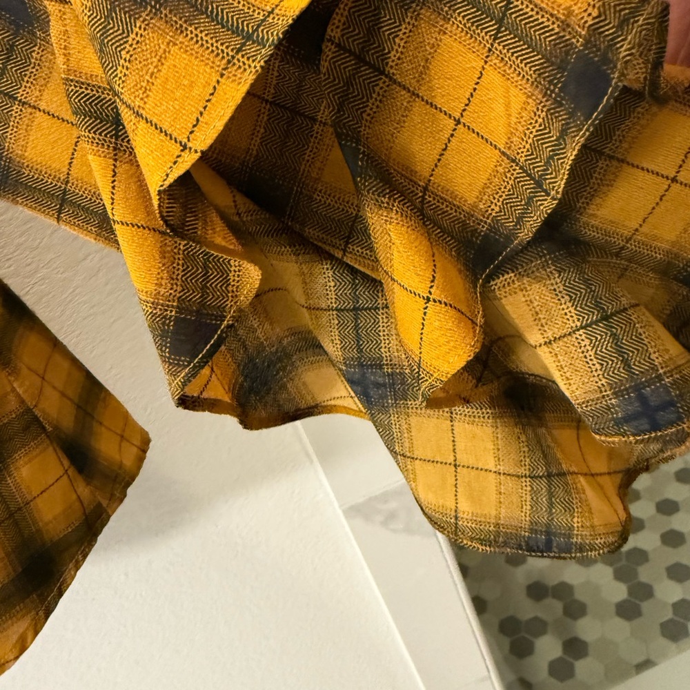 Blouse. - Picture 3 of 7